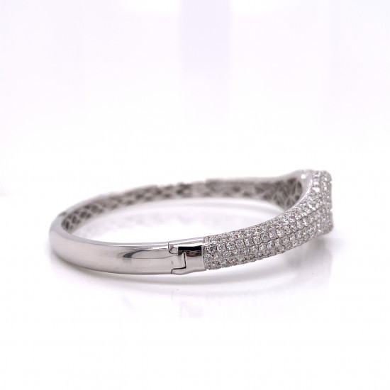 HALF WAY OPEN DIAMOND BANGLE