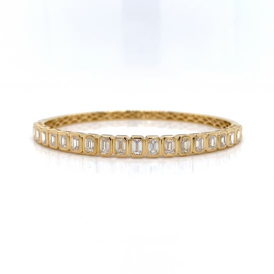 BAGUETTE DIAMOND BANGLE