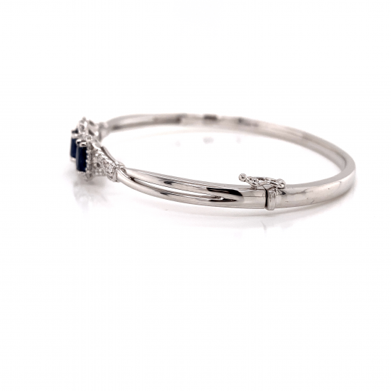 TRI-OVAL CUT SAPPHIRE DIAMOND BANGLE